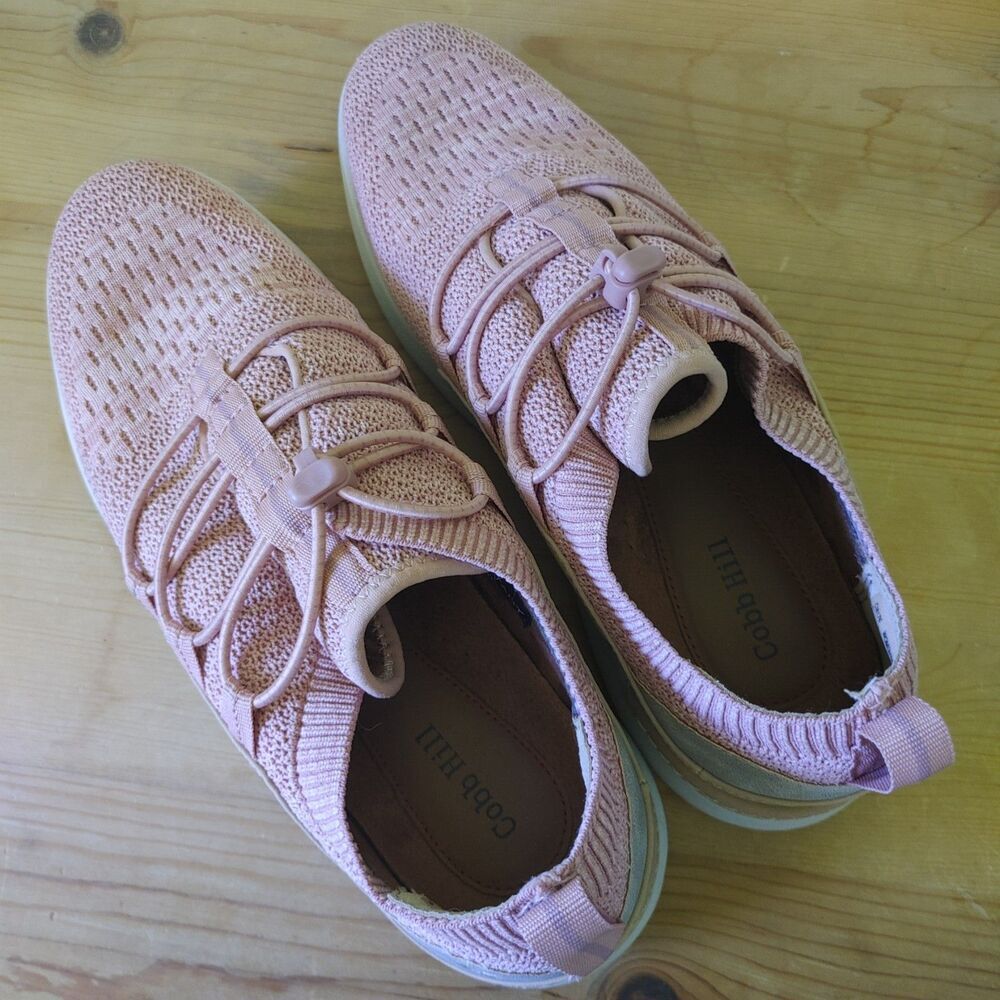 Cobb Hill Skylar Bungee Water Resistant Sneaker NWOT or box Size 9W Pink